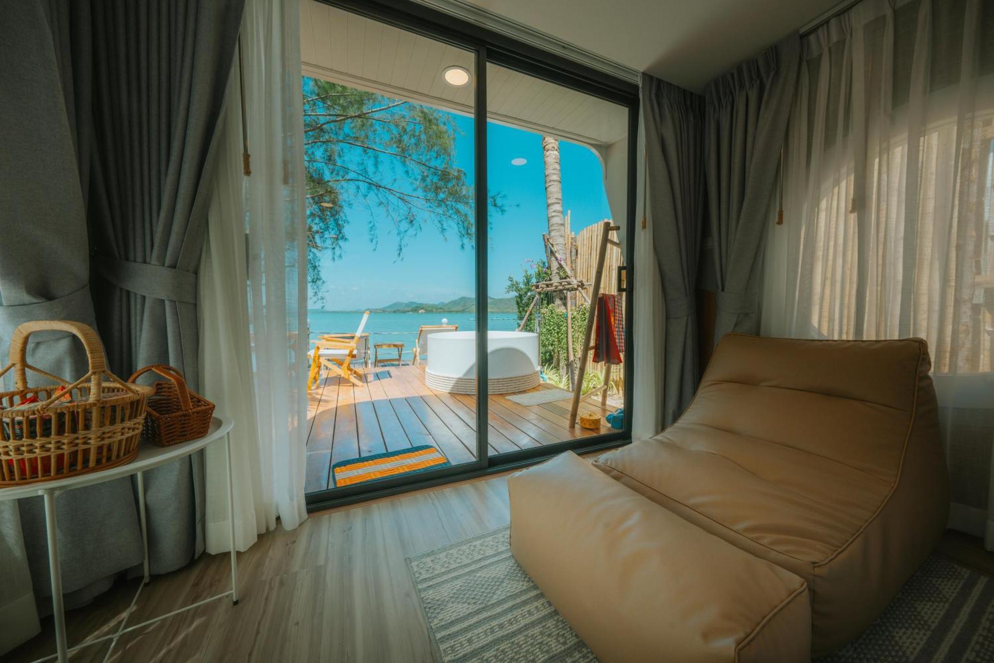 Sea Sand See Sky Beach Front Resort Phuket Εξωτερικό φωτογραφία